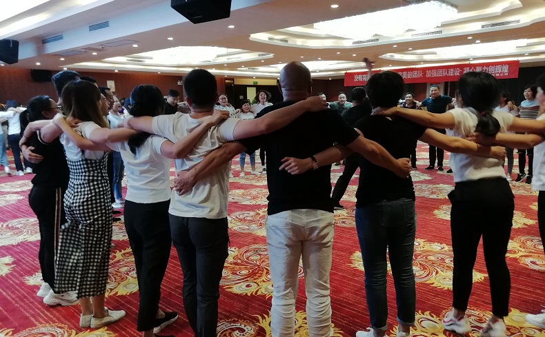 《激勵(lì)、溝通與團(tuán)隊(duì)建設(shè)》培訓(xùn)心得-林之法-王龍